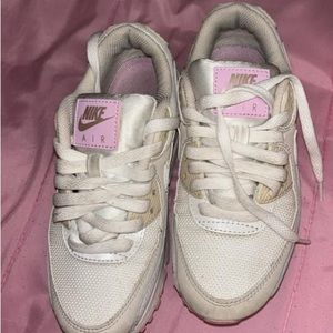 5Youth NIKE shoes, well loved